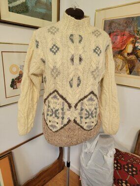 Vintage Liz Claiborne Wool Blend Sweater Size Small
